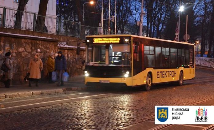 На 7-ми вулицях Львова облаштують смуги для проїзду громадського транспорту На 7-ми вулицях Львова облаштують смуги для проїзду громадського транспорту