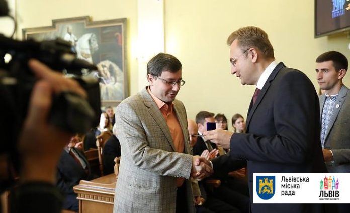 У Львові 10 дослідників ЗУНР отримали премії по 25 тисяч гривень У Львові 10 дослідників ЗУНР отримали премії по 25 тисяч гривень