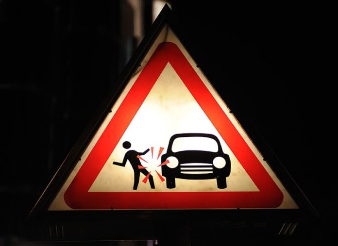 У Львові, на вулиці Пасічній, автомобіль збив пішохода У Львові, на вулиці Пасічній, автомобіль збив пішохода
