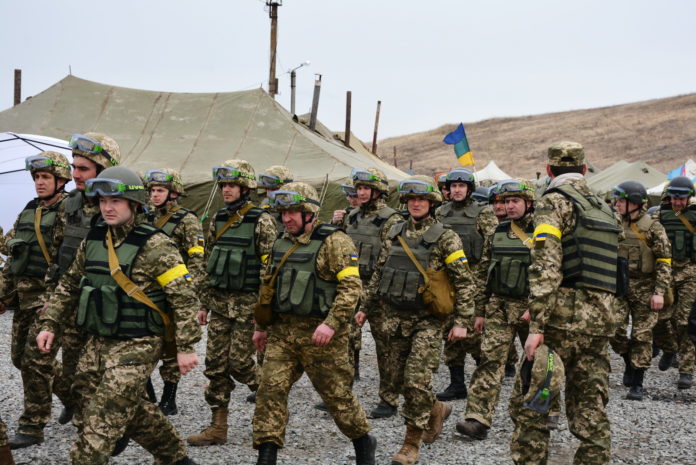 Як українці в західних регіонах ставляться до запровадження воєнного стану: результати соцдослідження Як українці в західних регіонах ставляться до запровадження воєнного стану: результати соцдослідження