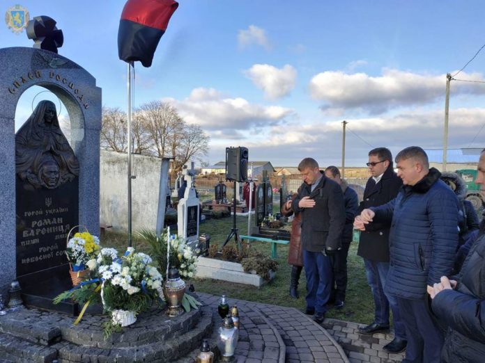 На Яворівщині вшанували пам’ять Героя Небесної Сотні Романа Варениці На Яворівщині вшанували пам’ять Героя Небесної Сотні Романа Варениці