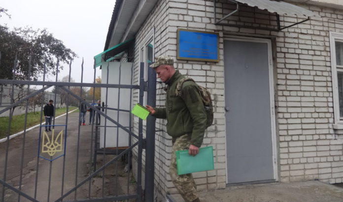 Військкомати в Україні можуть зникнути