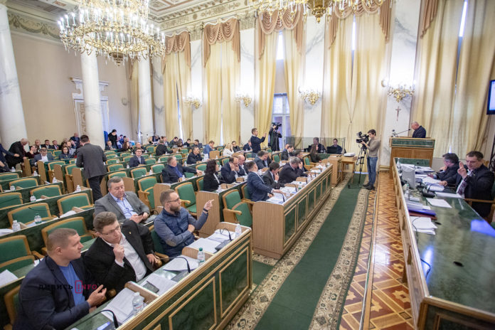 Депутати ЛОР закликають УПЦ (МП) підтримати томос Депутати ЛОР закликають УПЦ (МП) підтримати томос