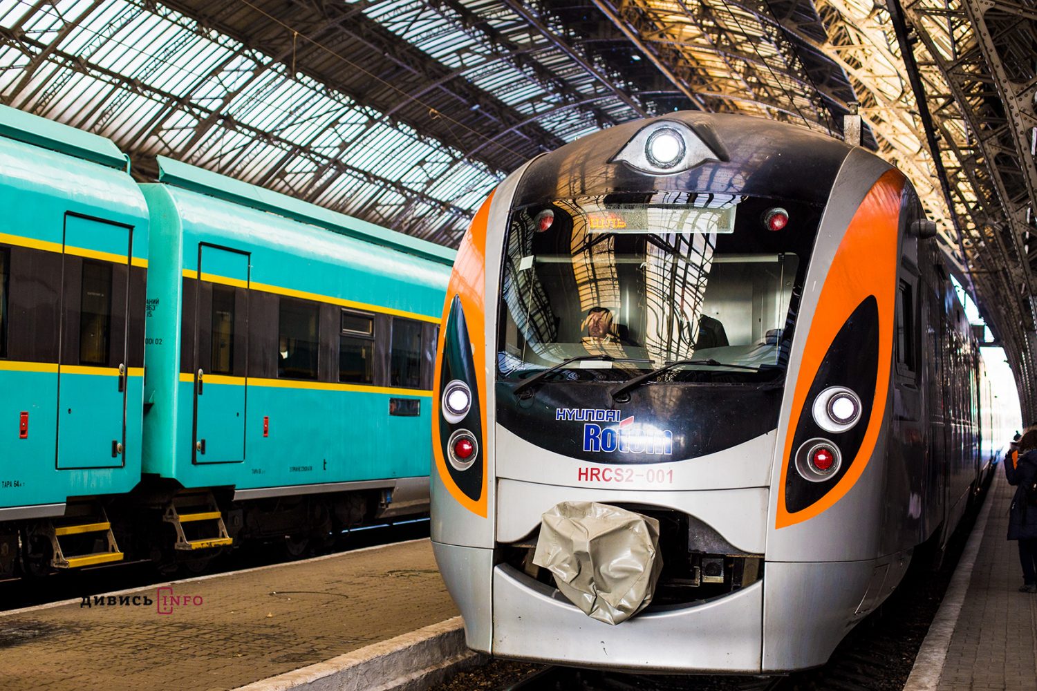 «Укрзалізниця» запускає новий поїзд зі Львова до Польщі