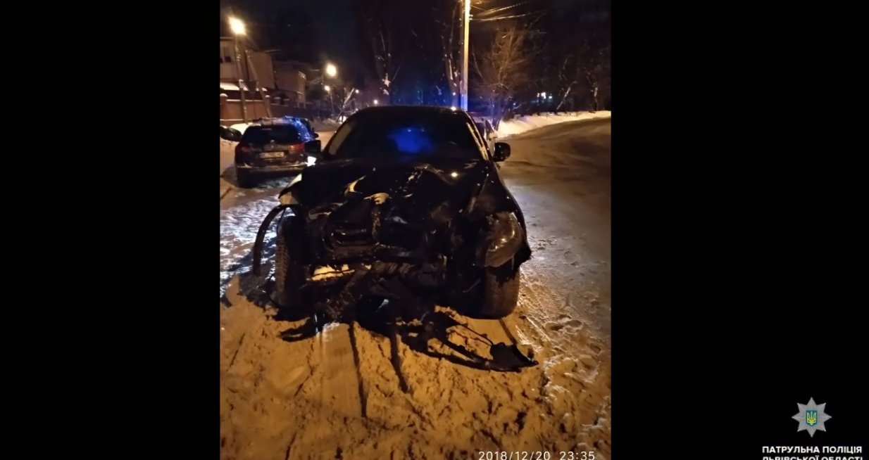 У Львові затримали п'яного водія BMW, який вчинив кілька ДТП (відео)