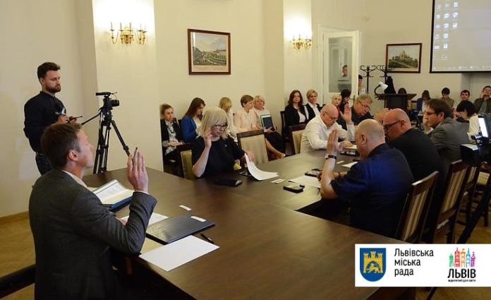 Виконком погодив будівництво офісного центру та паркінгу біля Стрийського ринку Виконком погодив будівництво офісного центру та паркінгу біля Стрийського ринку