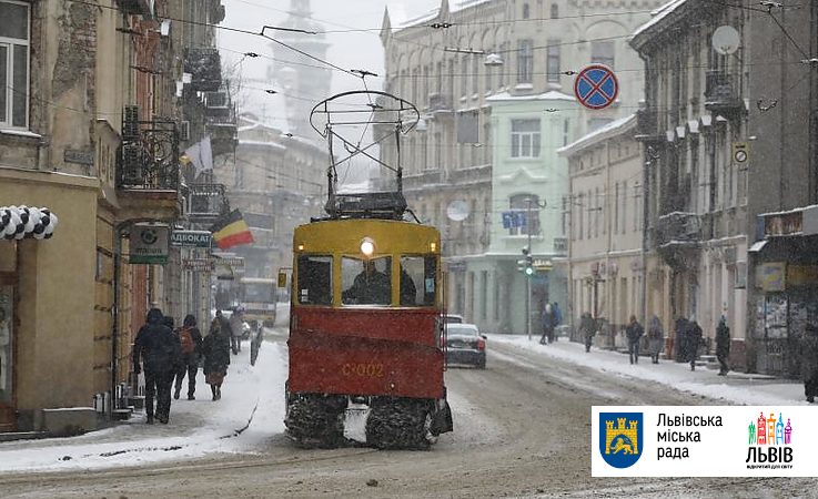 Снігопад у Львові: комунальні служби міста працюють в посиленому режимі (фото) - 3