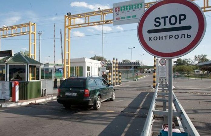 Прикордонники поінформували про черги в пунктах пропуску із сусідніми державами Прикордонники поінформували про черги в пунктах пропуску із сусідніми державами