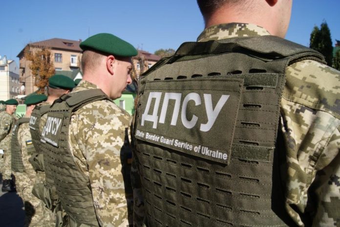 Другий тиждень воєнного стану: в Україну не пустили 800 росіян Другий тиждень воєнного стану: в Україну не пустили 800 росіян