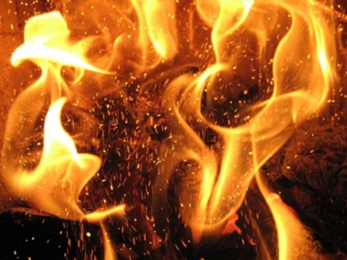 У Радехові під час пожежі ледь не постраждала мати з трьома дітьми У Радехові під час пожежі ледь не постраждала мати з трьома дітьми