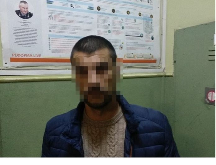 Львівські патрульні затримали злодія, котрого розшукували на Тернопільщині Львівські патрульні затримали злодія, котрого розшукували на Тернопільщині