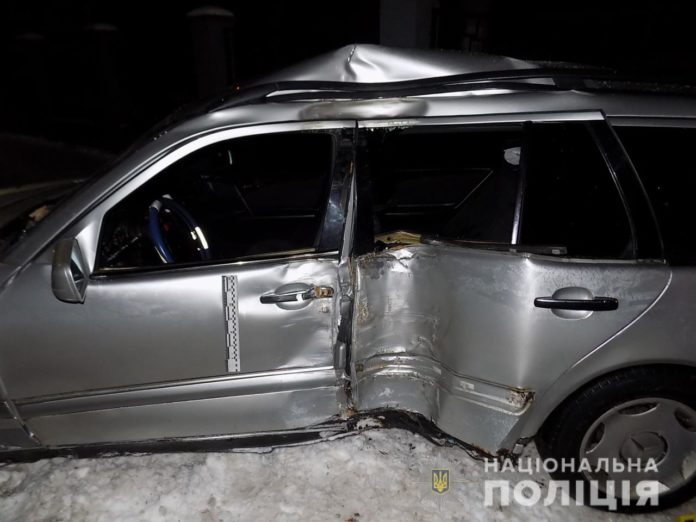 На Львівщині водій напідпитку в’їхав у дерево: травмувався пасажир На Львівщині водій напідпитку в’їхав у дерево: травмувався пасажир