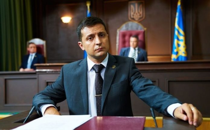 Зеленський подав документи до ЦВК (відео) Зеленський подав документи до ЦВК (відео)