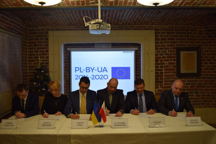 У Львові українські та польські прикордонники обговорили проблеми функціонування пунктів пропуску У Львові українські та польські прикордонники обговорили проблеми функціонування пунктів пропуску