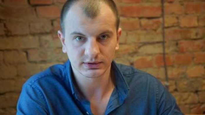 Суд Москви заочно заарештував лідера «С14» Карася Суд Москви заочно заарештував лідера «С14» Карася