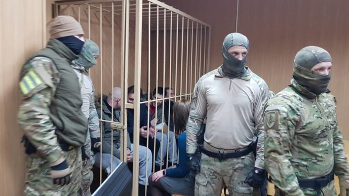 У Росії дванадцять українських моряків залишаться під вартою до 24 квітня У Росії дванадцять українських моряків залишаться під вартою до 24 квітня
