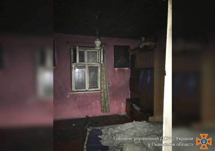 Загибель дворічної дівчинки під час пожежі правоохоронці розслідують як умисне вбивство Загибель дворічної дівчинки під час пожежі правоохоронці розслідують як умисне вбивство