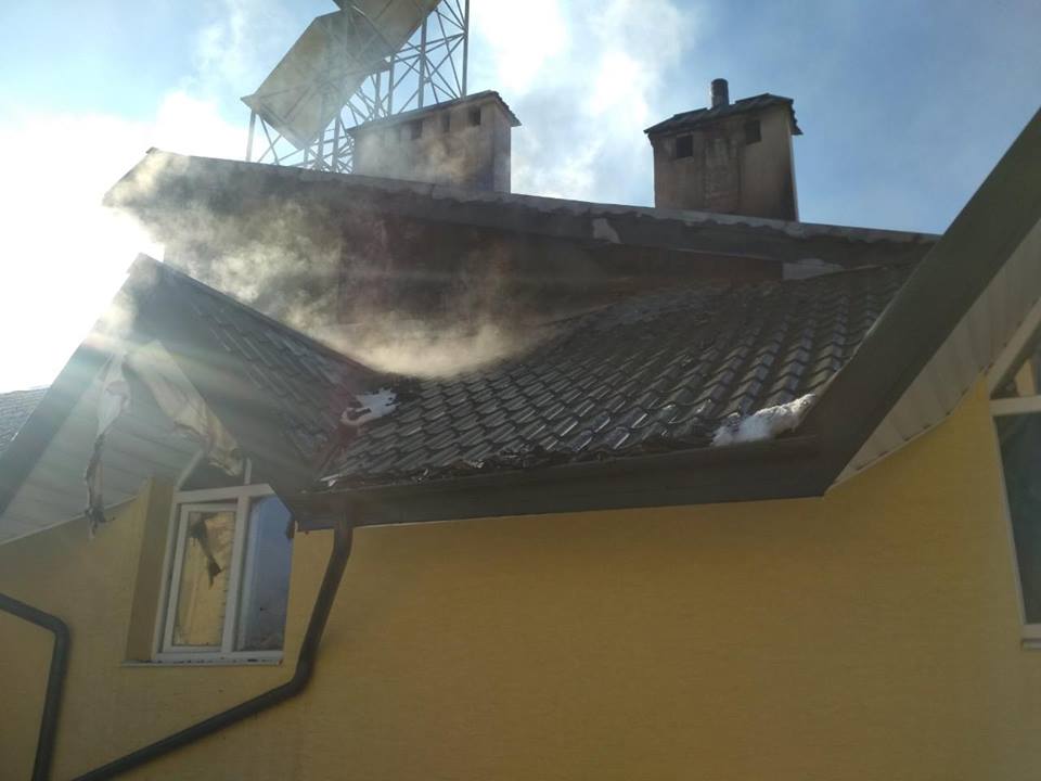 У Трускавці рятувальники ліквідували загорання будівлі (фото) - 2