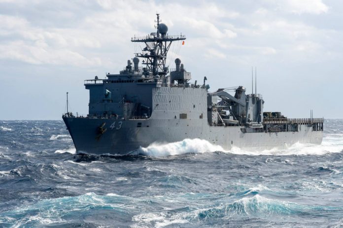 До Чорного моря прямує десантний корабель морської піхоти США (фото) До Чорного моря прямує десантний корабель морської піхоти США (фото)