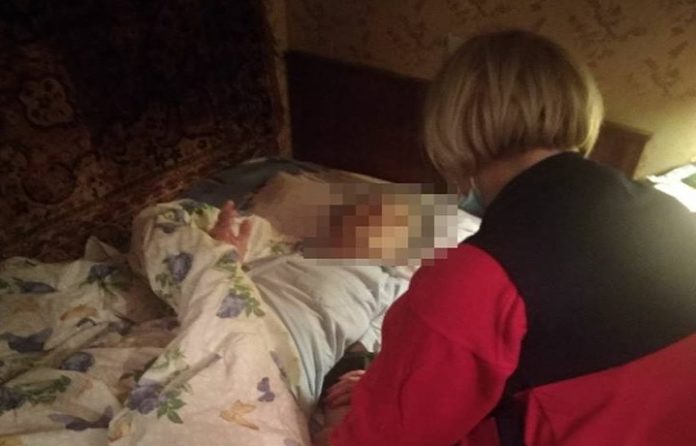 Львівські патрульні надали допомогу бабусі, яка впала у ванній кімнаті Львівські патрульні надали допомогу бабусі, яка впала у ванній кімнаті