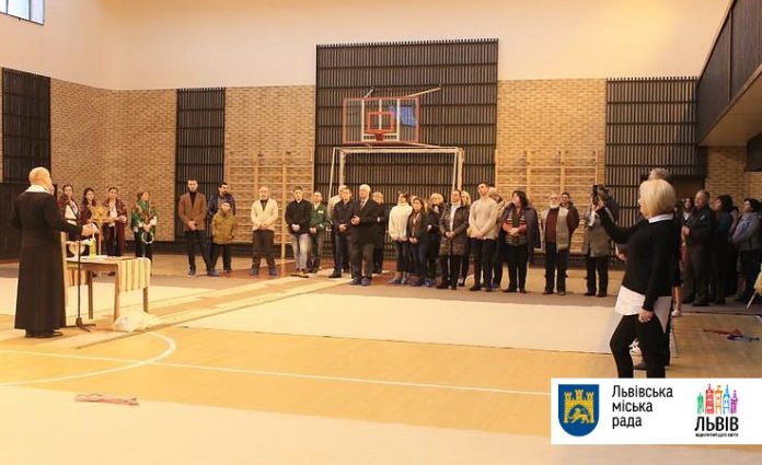 У Львові відкрили сучасну спортивну залу У Львові відкрили сучасну спортивну залу