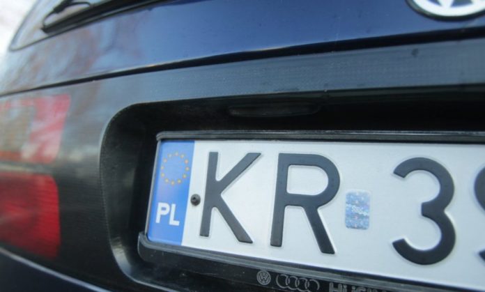 Від розмитнення «євроблях» до бюджету вже надійшло понад 4 мільярди Від розмитнення «євроблях» до бюджету вже надійшло понад 4 мільярди