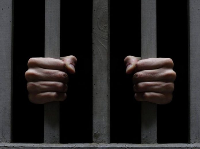 Гвалтівника і вбивцю пенсіонерки засудили до 15 років ув’язнення Гвалтівника і вбивцю пенсіонерки засудили до 15 років ув’язнення