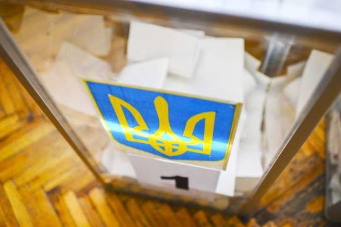В Україні запустили онлайн-моніторинг порушень під час виборів В Україні запустили онлайн-моніторинг порушень під час виборів