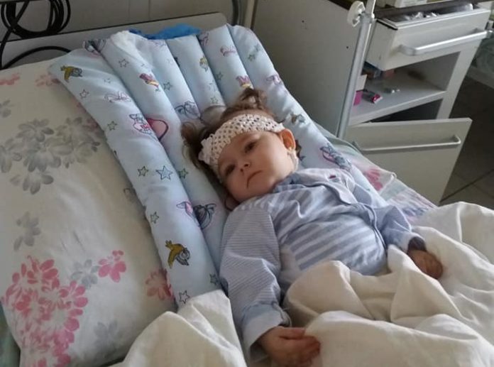 Однорічній мешканці Львівщини потрібна трансплантація нирки Однорічній мешканці Львівщини потрібна трансплантація нирки