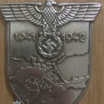 У Львові патрульні затримали чоловіка з ймовірним антикваріатом (фото) - 6