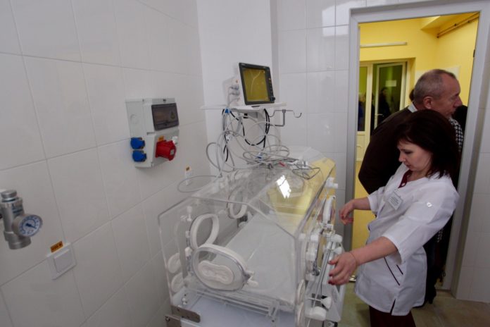 У Бродах після тривалої реконструкції відкрили пологове відділення (фото) У Бродах після тривалої реконструкції відкрили пологове відділення (фото)