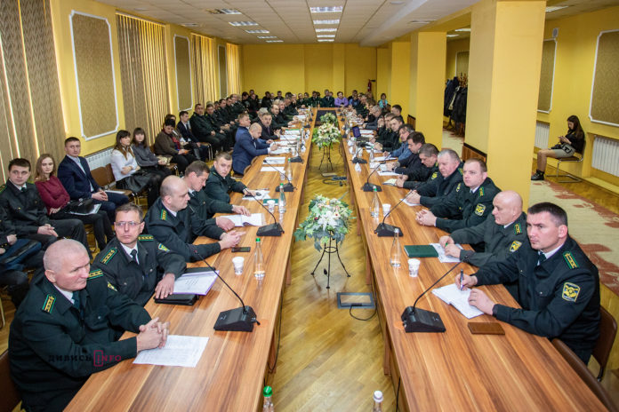 Менше рубок – більше прибутків: у Галсільлісі підбили підсумки роботи за минулий рік (фото) Менше рубок – більше прибутків: у Галсільлісі підбили підсумки роботи за минулий рік (фото)