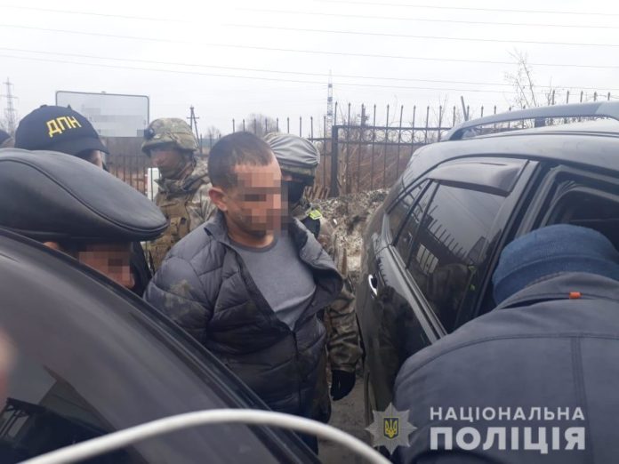 Поліція Львівщини ліквідувала міжнародний канал постачання елітних наркотиків Поліція Львівщини ліквідувала міжнародний канал постачання елітних наркотиків
