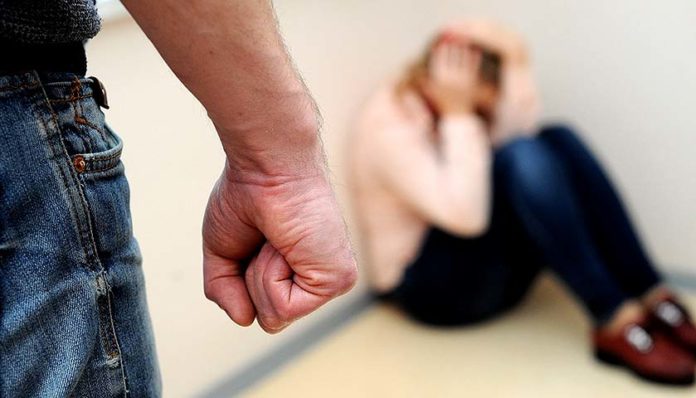 На Львівщині судитимуть чоловіка за домашнє насильство На Львівщині судитимуть чоловіка за домашнє насильство