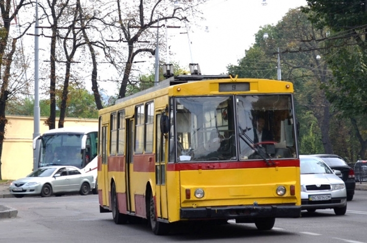 trolejbus_lviv_518