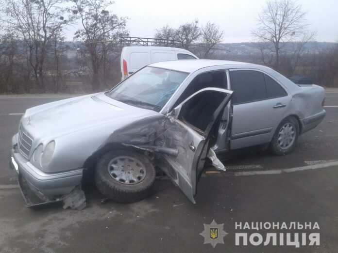 Внаслідок ДТП на Львівщині травмовано двох людей Внаслідок ДТП на Львівщині травмовано двох людей
