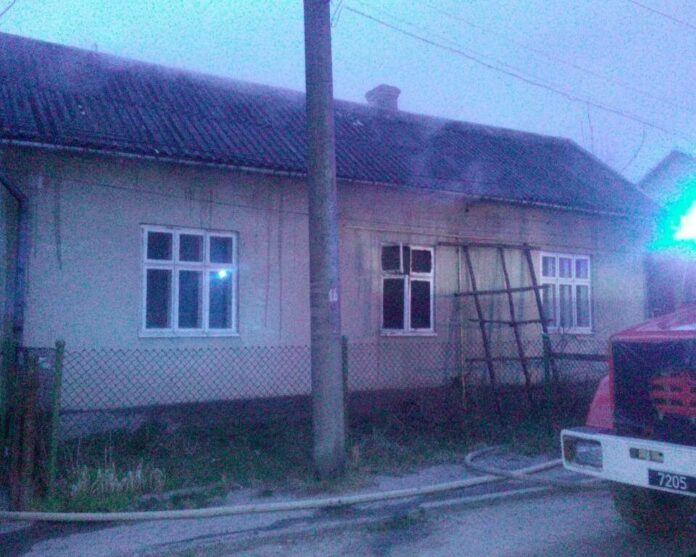 Трагедія у Миколаєві: під час пожежі загинули двоє людей Трагедія у Миколаєві: під час пожежі загинули двоє людей