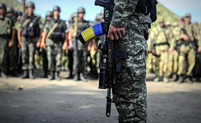 Військовослужбовці закликають українців йти на вибори Військовослужбовці закликають українців йти на вибори