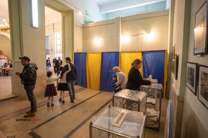 Кількість кримінальних справ про порушення на виборах збільшується. Інфорграфіка Кількість кримінальних справ про порушення на виборах збільшується. Інфорграфіка