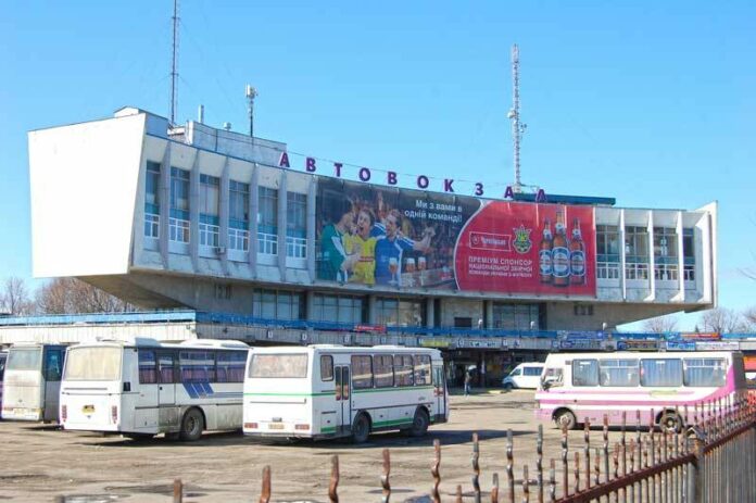 У Львові шукають «жартівника», який повідомив про замінування автовокзалу на Стрийській У Львові шукають «жартівника», який повідомив про замінування автовокзалу на Стрийській