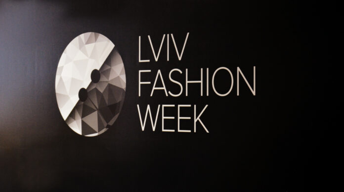 Ексклюзив з подіуму: що підготували на Lviv Fashion Week молоді дизайнери Ексклюзив з подіуму: що підготували на Lviv Fashion Week молоді дизайнери