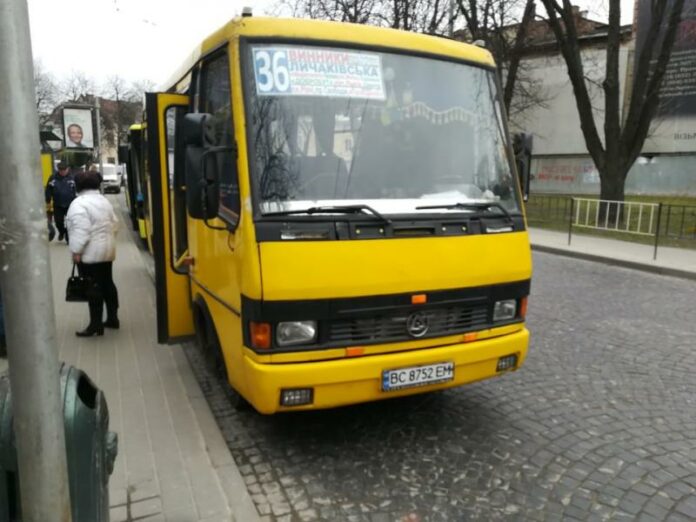 Укртрансбезпека оштрафувала перевізника, який самовільно почав обслуговувати проблемний маршрут Укртрансбезпека оштрафувала перевізника, який самовільно почав обслуговувати проблемний маршрут