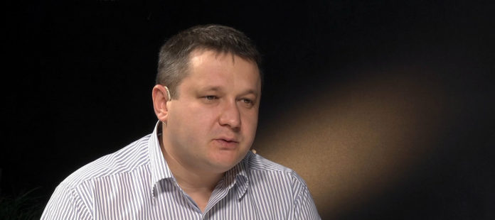 Лише 3-5% виборців читають виборчі програми кандидатів, – голова КВУ Лише 3-5% виборців читають виборчі програми кандидатів, – голова КВУ