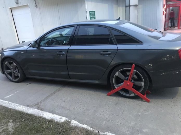 Викрадену в Польщі «Ауді» виявили прикордонники в пункті пропуску «Шегині» Викрадену в Польщі «Ауді» виявили прикордонники в пункті пропуску «Шегині»