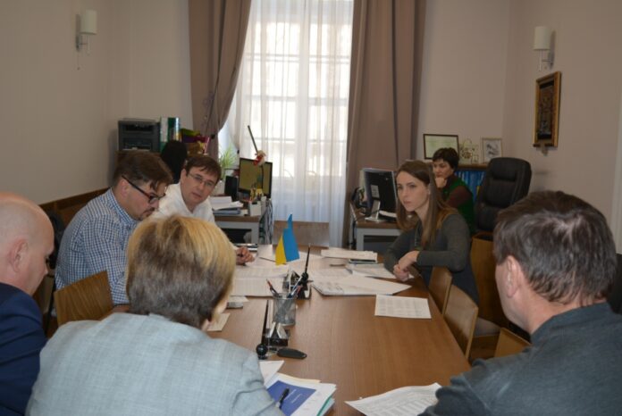 У Львові планують запровадити мораторій на зміну цільового призначення земельних ділянок У Львові планують запровадити мораторій на зміну цільового призначення земельних ділянок