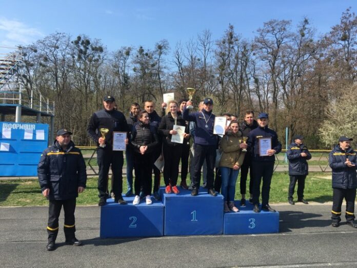 На Львівщині відбулася Спартакіада-2019 рятувальників з легкоатлетичного кросу (фото) На Львівщині відбулася Спартакіада-2019 рятувальників з легкоатлетичного кросу (фото)