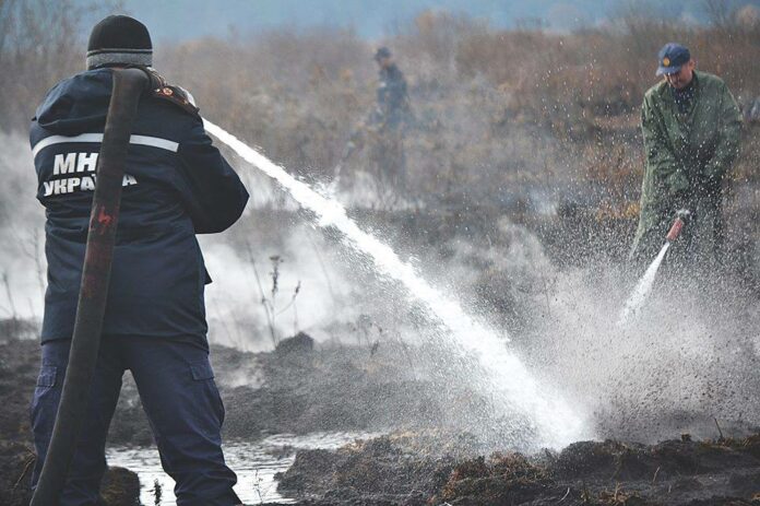 Львівські рятувальники ліквідували 4 пожежі сухостою та 1 пожежу торфу Львівські рятувальники ліквідували 4 пожежі сухостою та 1 пожежу торфу