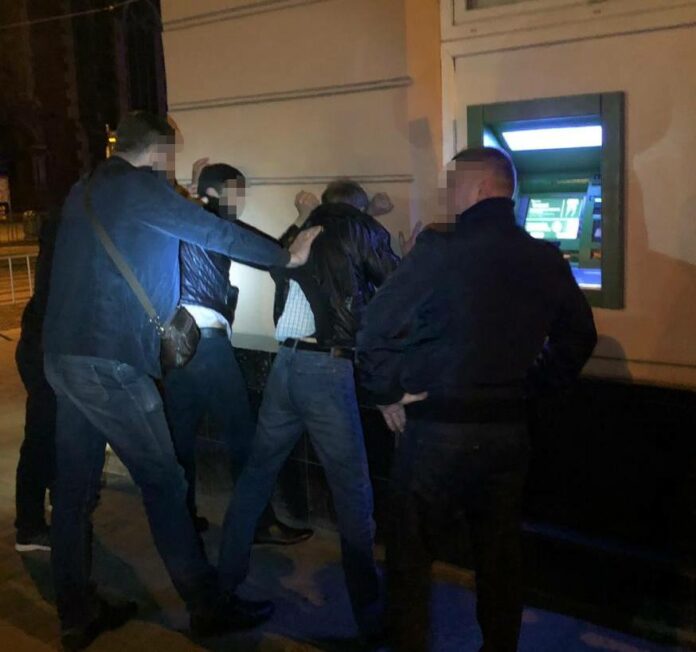 На Львівщині СБУ блокувала канал нелегальної міграції до ЄС (фото) На Львівщині СБУ блокувала канал нелегальної міграції до ЄС (фото)