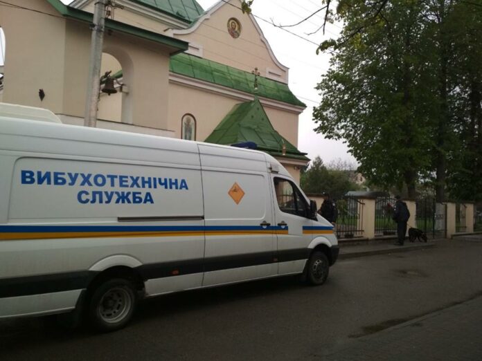 Повідомлення про замінування церков у Львові не підтвердилося (фото) Повідомлення про замінування церков у Львові не підтвердилося (фото)