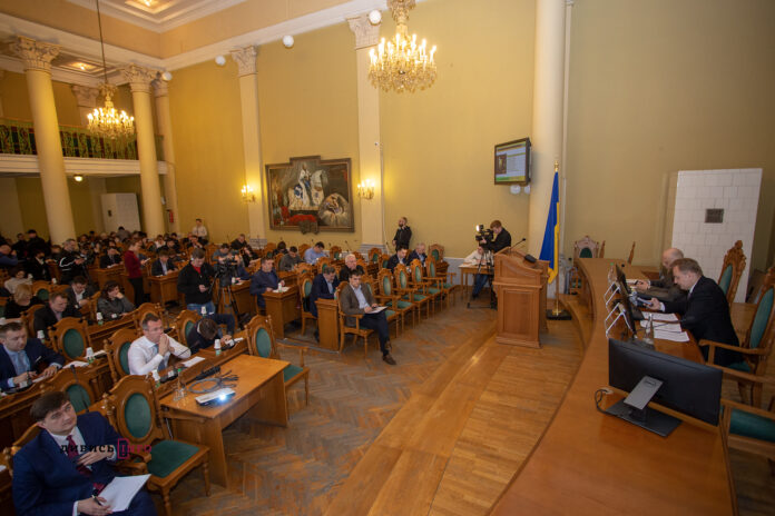 Депутати погодили створення у Львові комунального молодіжного центру Депутати погодили створення у Львові комунального молодіжного центру